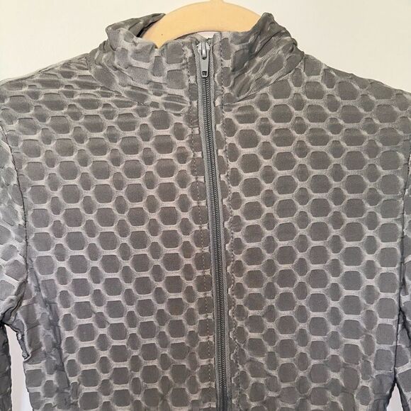 Silver honeycomb active set two piece leggings and long sleeve crop zip … - Picture 9 of 13